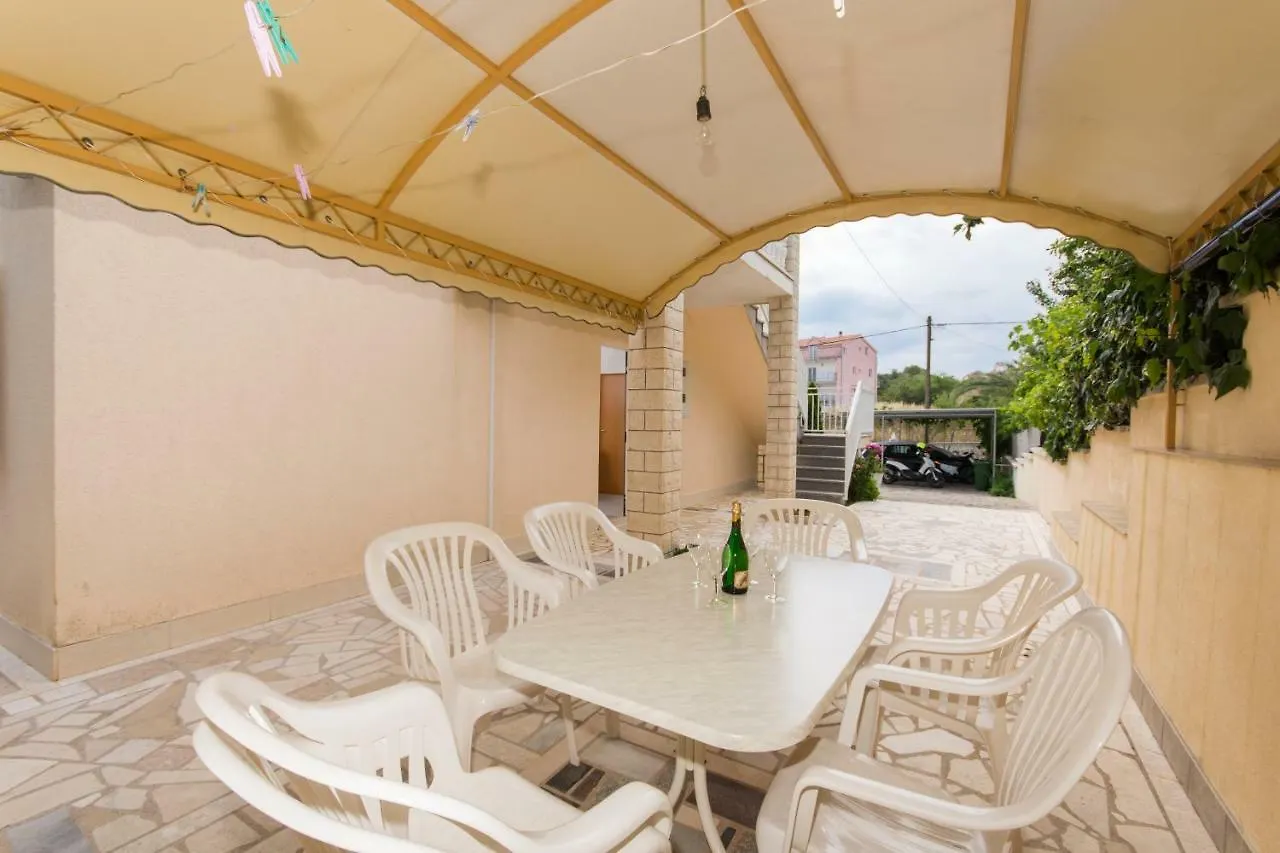 Apartment Villa Nella Bella Trogir